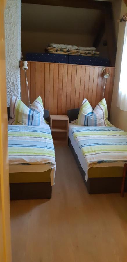 Antal Apartmanok Zalakaros Exterior photo